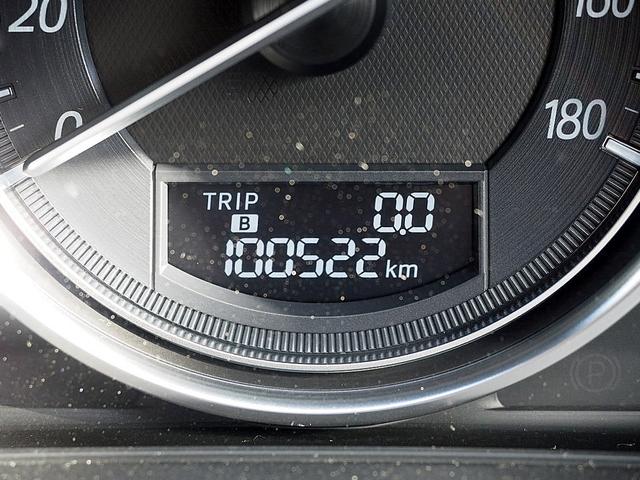 アテンザセダン ＸＤプロアクティブ　◆中期型◆６速マニュアル◆ディーゼルターボ◆セーフティクルーズＰＫＧ◆レーダークルーズ◆衝突軽減ブレーキ◆ブラインドスポットモニタリング◆レーンキープアシスト◆ナビ◆ＴＶ◆Ｂモニター◆ＥＴＣ◆スマキー（76枚目）