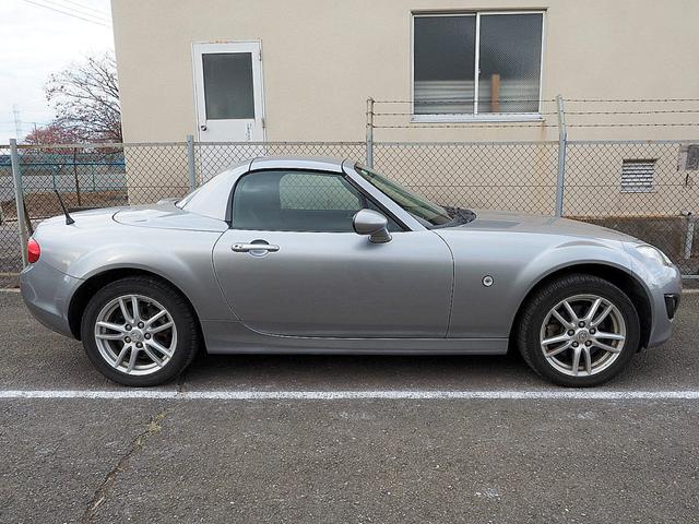 【ご希望の方は！！】　オゾン除菌脱臭機にて、除菌・浮遊ウイルス空間除菌・脱臭を施工させて頂きます！！是非、お気軽にお問い合わせ下さい！！