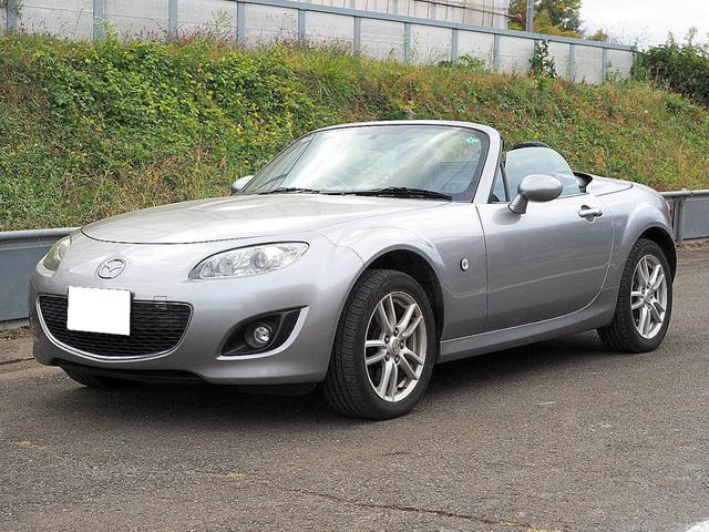 【装備品】　パワーリトラクタブルハードトップ（電動開閉ルーフ）が装備されております！！