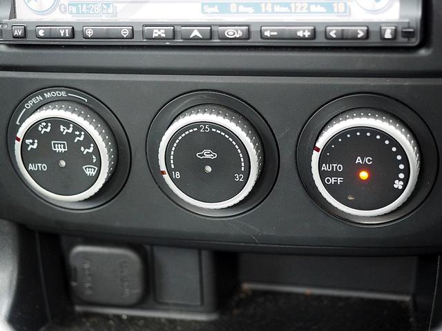 【装備品】　フルオートエアコンが装備されております！！