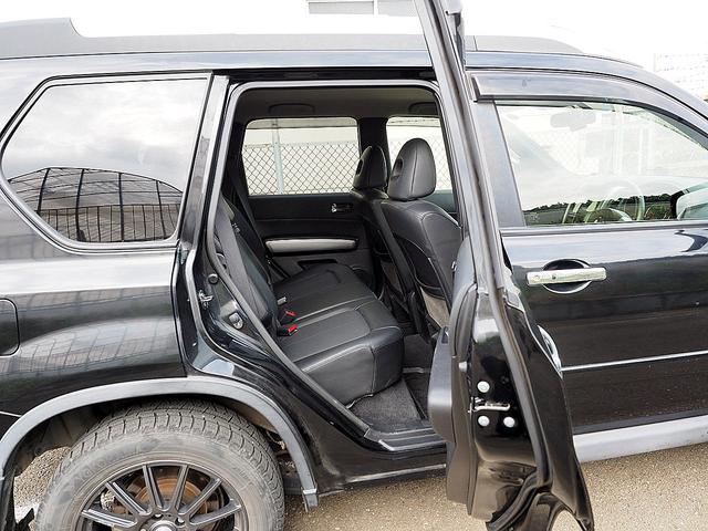 エクストレイル 20GT ブラック エクストリーマーX ◆4WD◆ディーゼルターボ◆ブラックエクストリーマーX専用装備◆ナビ◆フルセグ◆Bluetooth◆バックモニター◆ドラレコ◆ETC◆HID◆防水シート◆全席シートヒーター◆クルコン◆インテリキー(22枚目)