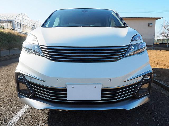 セレナ ライダーオテック３０ｔｈアニバサリプロパイロットＥＤ　プロパイロット／インテリジェントクルーズコントロール／エマブレ／踏み間違い衝突防止／電動パーキングブレーキ／両側ハンズフリー＆ワンタッチオートスライド／ナビ／ＴＶ／バックモニター／本革／シートヒーター（2枚目）