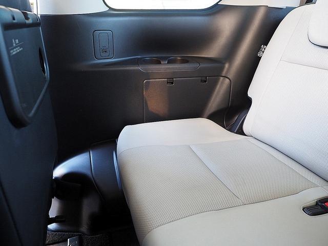 セレナ ライダーオテック３０ｔｈアニバサリプロパイロットＥＤ　プロパイロット／インテリジェントクルーズコントロール／エマブレ／踏み間違い衝突防止／電動パーキングブレーキ／両側ハンズフリー＆ワンタッチオートスライド／ナビ／ＴＶ／バックモニター／本革／シートヒーター（34枚目）