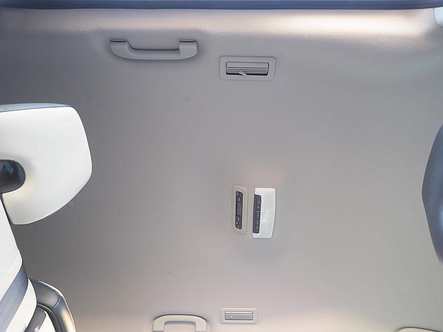 セレナ ライダーオテック３０ｔｈアニバサリプロパイロットＥＤ　プロパイロット／インテリジェントクルーズコントロール／エマブレ／踏み間違い衝突防止／電動パーキングブレーキ／両側ハンズフリー＆ワンタッチオートスライド／ナビ／ＴＶ／バックモニター／本革／シートヒーター（46枚目）