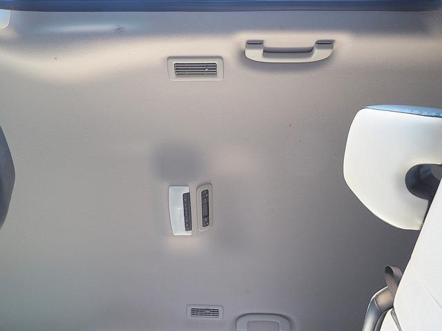 セレナ ライダーオテック３０ｔｈアニバサリプロパイロットＥＤ　プロパイロット／インテリジェントクルーズコントロール／エマブレ／踏み間違い衝突防止／電動パーキングブレーキ／両側ハンズフリー＆ワンタッチオートスライド／ナビ／ＴＶ／バックモニター／本革／シートヒーター（48枚目）