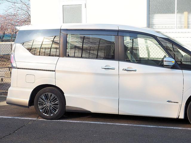 セレナ ライダーオテック３０ｔｈアニバサリプロパイロットＥＤ　プロパイロット／インテリジェントクルーズコントロール／エマブレ／踏み間違い衝突防止／電動パーキングブレーキ／両側ハンズフリー＆ワンタッチオートスライド／ナビ／ＴＶ／バックモニター／本革／シートヒーター（52枚目）