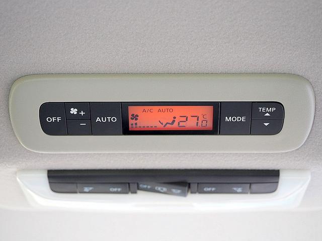 セレナ ライダーオテック３０ｔｈアニバサリプロパイロットＥＤ　プロパイロット／インテリジェントクルーズコントロール／エマブレ／踏み間違い衝突防止／電動パーキングブレーキ／両側ハンズフリー＆ワンタッチオートスライド／ナビ／ＴＶ／バックモニター／本革／シートヒーター（66枚目）