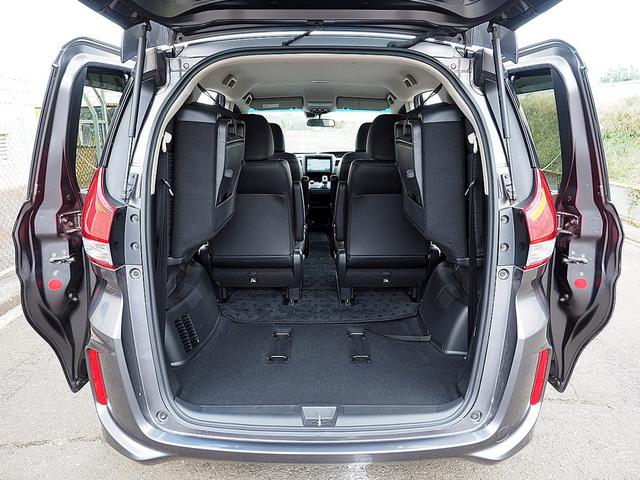 フリードハイブリッド ハイブリッド・Ｇホンダセンシング　４ＷＤ／ホンダセンシング／アダプティブクルーズコントロール／衝突軽減ブレーキ／車線維持支援システム／Ｃ＆Ｓパッケージ／両側パワースライド／ナビＴＶ／リアカメラ／ＥＴＣ／ＬＥＤ／シートヒーター／スマキー（27枚目）