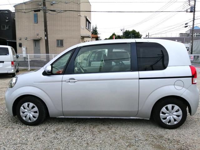 ポルテ Ｘ　サイドアクセス車　Ｂタイプ　手動車いす用収納装置付　車検２年付　脱着シート仕様　手動式　リモコン式回転昇降シート　車いす用収納装置電動式　３名乗車　パワースライドドア　キーレス　ＥＴＣ　全国対応１年保証付き　修復歴無し（8枚目）