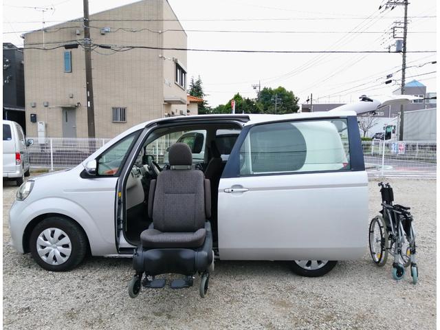 ポルテ Ｘ　サイドアクセス車　Ｂタイプ　手動車いす用収納装置付　車検２年付　脱着シート仕様　手動式　リモコン式回転昇降シート　車いす用収納装置電動式　３名乗車　パワースライドドア　キーレス　ＥＴＣ　全国対応１年保証付き　修復歴無し（11枚目）