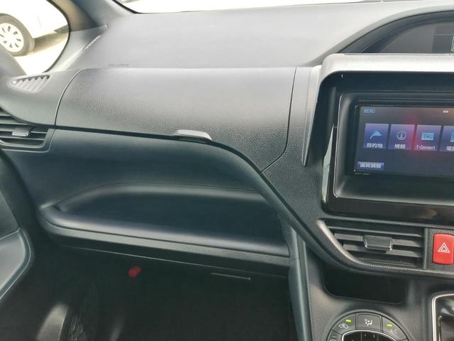 ノア Ｓｉ　車いす仕様車　スロープタイプ　タイプ２　サードシート付　車検２年付　後退防止装置　車いす１名＋５名乗車　通常８名乗車　純正ナビ　バックカメラ　フルセグＴＶ　バックカメラ　フリップダウンモニター　ＥＴＣ　両側パワースライドドア　全国１年保証付き　修復歴無（36枚目）