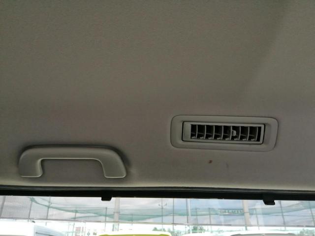 ノア Ｓｉ　車いす仕様車　スロープタイプ　タイプ２　サードシート付　車検２年付　後退防止装置　車いす１名＋５名乗車　通常８名乗車　純正ナビ　バックカメラ　フルセグＴＶ　バックカメラ　フリップダウンモニター　ＥＴＣ　両側パワースライドドア　全国１年保証付き　修復歴無（41枚目）