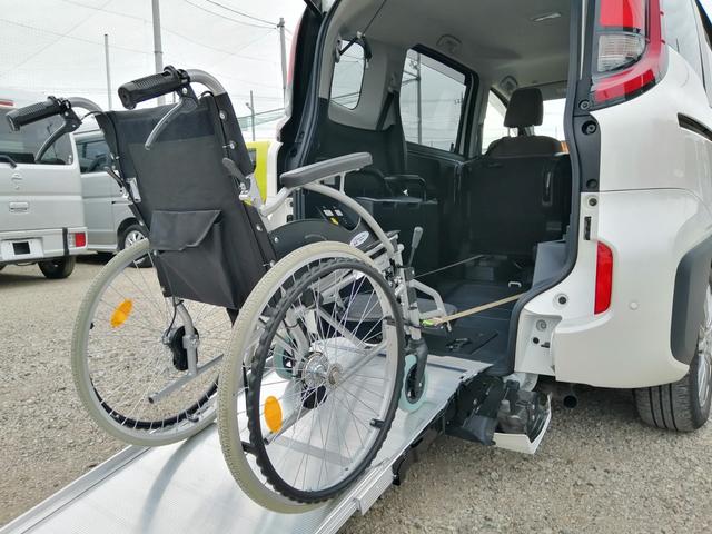 シエンタ ハイブリッドG 車いす仕様車(スロープタイプ タイプ1 助手席側セカンドシート付)車検2年付 車いす1名+3名乗車 通常5名乗車 純正ナビ バックカメラ 両側パワースライドドア スマートキー ETC クルーズコントロール 全国1年保証付き 修復無(14枚目)