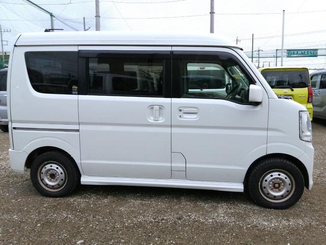 ＮＶ１００クリッパーリオ チェアキャブ　スロープタイプ　車検２年付　福祉装置点検済　車いす１名＋３名乗車　通常４名乗車　リモコン式電動ウィンチ　社外ナビ　　エマージェンシーブレーキ　プッシュエンジンスタート　全国対応１年保証付き　修復歴無し（5枚目）