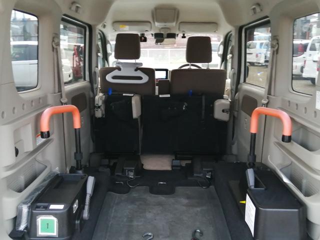 ＮＶ１００クリッパーリオ チェアキャブ　スロープタイプ　車検２年付　福祉装置点検済　車いす１名＋３名乗車　通常４名乗車　リモコン式電動ウィンチ　社外ナビ　　エマージェンシーブレーキ　プッシュエンジンスタート　全国対応１年保証付き　修復歴無し（11枚目）