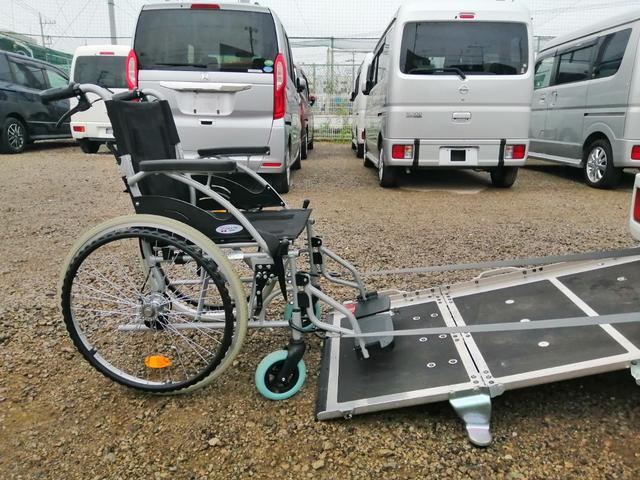ＮＶ１００クリッパーリオ チェアキャブ　スロープタイプ　車検２年付　福祉装置点検済　車いす１名＋３名乗車　通常４名乗車　リモコン式電動ウィンチ　社外ナビ　　エマージェンシーブレーキ　プッシュエンジンスタート　全国対応１年保証付き　修復歴無し（13枚目）