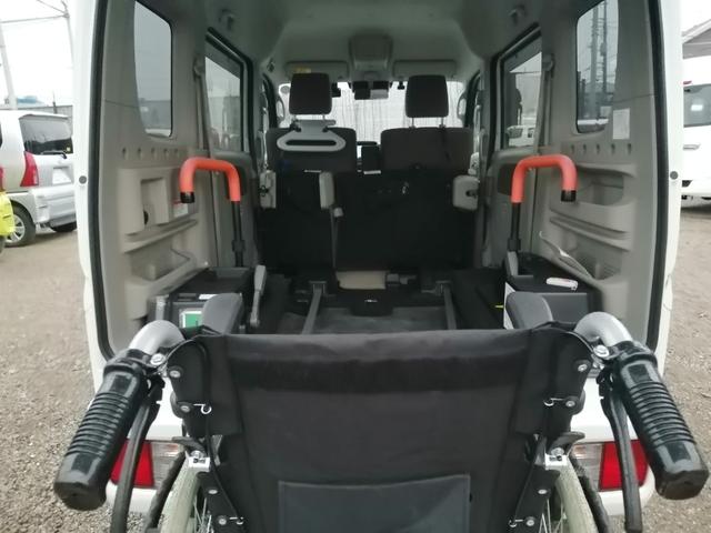 ＮＶ１００クリッパーリオ チェアキャブ　スロープタイプ　車検２年付　福祉装置点検済　車いす１名＋３名乗車　通常４名乗車　リモコン式電動ウィンチ　社外ナビ　　エマージェンシーブレーキ　プッシュエンジンスタート　全国対応１年保証付き　修復歴無し（14枚目）