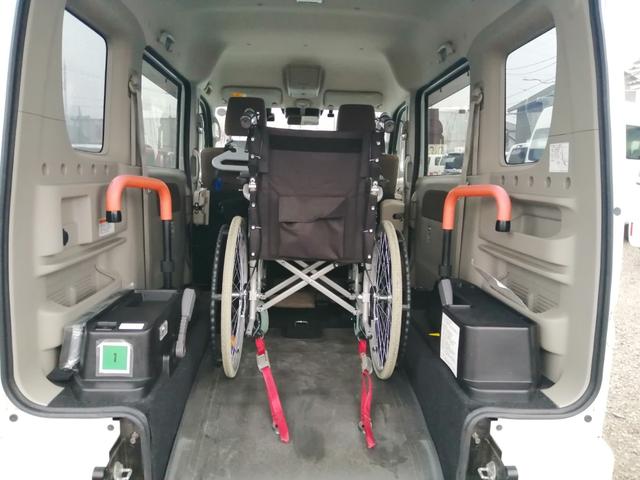 ＮＶ１００クリッパーリオ チェアキャブ　スロープタイプ　車検２年付　福祉装置点検済　車いす１名＋３名乗車　通常４名乗車　リモコン式電動ウィンチ　社外ナビ　　エマージェンシーブレーキ　プッシュエンジンスタート　全国対応１年保証付き　修復歴無し（16枚目）