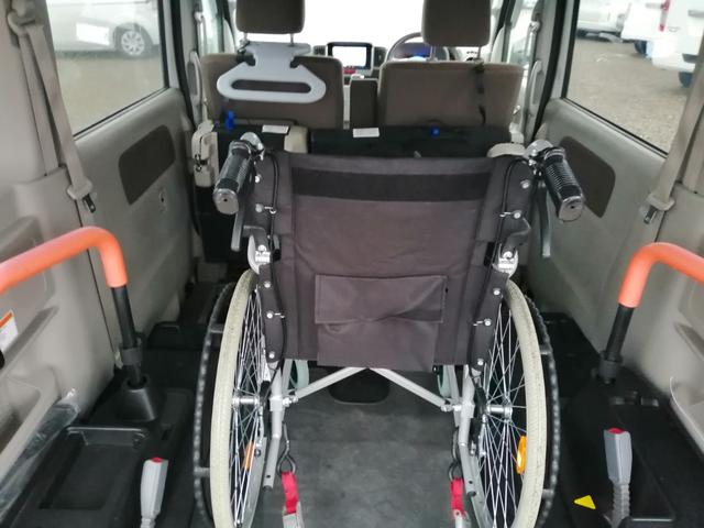 ＮＶ１００クリッパーリオ チェアキャブ　スロープタイプ　車検２年付　福祉装置点検済　車いす１名＋３名乗車　通常４名乗車　リモコン式電動ウィンチ　社外ナビ　　エマージェンシーブレーキ　プッシュエンジンスタート　全国対応１年保証付き　修復歴無し（17枚目）