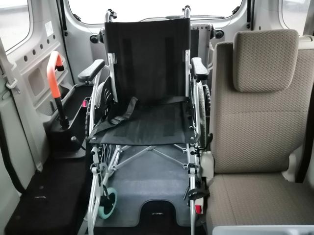 ＮＶ１００クリッパーリオ チェアキャブ　スロープタイプ　車検２年付　福祉装置点検済　車いす１名＋３名乗車　通常４名乗車　リモコン式電動ウィンチ　社外ナビ　　エマージェンシーブレーキ　プッシュエンジンスタート　全国対応１年保証付き　修復歴無し（20枚目）