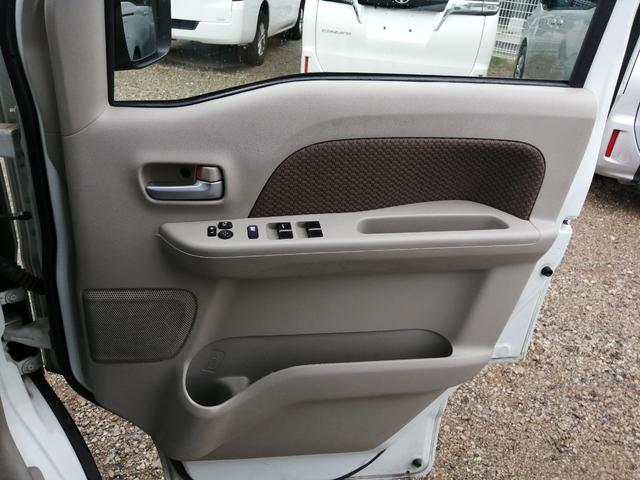 ＮＶ１００クリッパーリオ チェアキャブ　スロープタイプ　車検２年付　福祉装置点検済　車いす１名＋３名乗車　通常４名乗車　リモコン式電動ウィンチ　社外ナビ　　エマージェンシーブレーキ　プッシュエンジンスタート　全国対応１年保証付き　修復歴無し（40枚目）