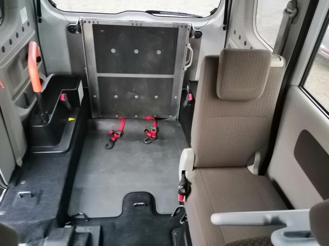 ＮＶ１００クリッパーリオ チェアキャブ　スロープタイプ　車検２年付　福祉装置点検済　車いす１名＋３名乗車　通常４名乗車　リモコン式電動ウィンチ　社外ナビ　　エマージェンシーブレーキ　プッシュエンジンスタート　全国対応１年保証付き　修復歴無し（51枚目）