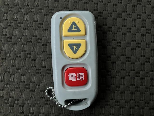 ＮＶ１００クリッパーリオ チェアキャブ　スロープタイプ　車検２年付　福祉装置点検済　車いす１名＋３名乗車　通常４名乗車　リモコン式電動ウィンチ　社外ナビ　　エマージェンシーブレーキ　プッシュエンジンスタート　全国対応１年保証付き　修復歴無し（57枚目）