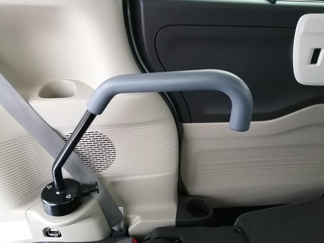 Ｎ－ＢＯＸ 　車検　２年付　車いすスロープ　福祉装置点検済　車いす１名＋２名乗車　通常４名乗車　リモコン式電動ウィンチ　社外ナビ　バックカメラ　ＥＴＣ　全国対応１年保証付き　修復歴無し（20枚目）