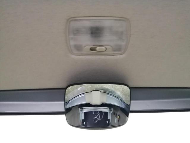 Ｎ－ＢＯＸ 　車検　２年付　車いすスロープ　福祉装置点検済　車いす１名＋２名乗車　通常４名乗車　リモコン式電動ウィンチ　社外ナビ　バックカメラ　ＥＴＣ　全国対応１年保証付き　修復歴無し（28枚目）