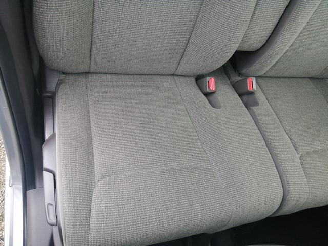 Ｎ－ＢＯＸ 　車検　２年付　車いすスロープ　福祉装置点検済　車いす１名＋２名乗車　通常４名乗車　リモコン式電動ウィンチ　社外ナビ　バックカメラ　ＥＴＣ　全国対応１年保証付き　修復歴無し（49枚目）