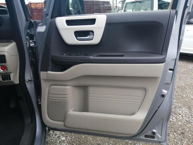 Ｎ－ＢＯＸ 　車検　２年付　車いすスロープ　福祉装置点検済　車いす１名＋２名乗車　通常４名乗車　リモコン式電動ウィンチ　社外ナビ　バックカメラ　ＥＴＣ　全国対応１年保証付き　修復歴無し（50枚目）