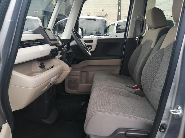 Ｎ－ＢＯＸ 　車検　２年付　車いすスロープ　福祉装置点検済　車いす１名＋２名乗車　通常４名乗車　リモコン式電動ウィンチ　社外ナビ　バックカメラ　ＥＴＣ　全国対応１年保証付き　修復歴無し（51枚目）