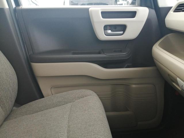 Ｎ－ＢＯＸ 　車検　２年付　車いすスロープ　福祉装置点検済　車いす１名＋２名乗車　通常４名乗車　リモコン式電動ウィンチ　社外ナビ　バックカメラ　ＥＴＣ　全国対応１年保証付き　修復歴無し（52枚目）