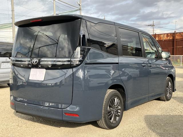 ヴォクシー Ｓ－Ｇ　タイプＩＩ　サードシート付　車検２年付　福祉装置点検済　車いす１名＋４名乗車トヨタセーフティセンス　両側パワースライドドア　ユニバーサルステップ付　全国１年保証付き　修復歴無（6枚目）