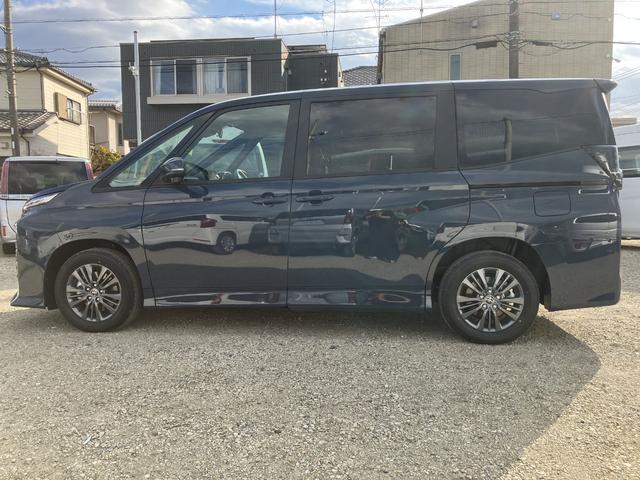 ヴォクシー Ｓ－Ｇ　タイプＩＩ　サードシート付　車検２年付　福祉装置点検済　車いす１名＋４名乗車トヨタセーフティセンス　両側パワースライドドア　ユニバーサルステップ付　全国１年保証付き　修復歴無（9枚目）