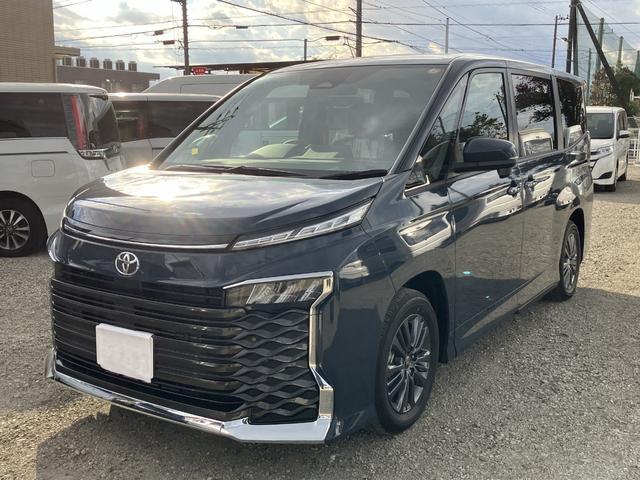 ヴォクシー Ｓ－Ｇ　タイプＩＩ　サードシート付　車検２年付　福祉装置点検済　車いす１名＋４名乗車トヨタセーフティセンス　両側パワースライドドア　ユニバーサルステップ付　全国１年保証付き　修復歴無（10枚目）