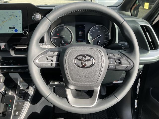 ヴォクシー Ｓ－Ｇ　タイプＩＩ　サードシート付　車検２年付　福祉装置点検済　車いす１名＋４名乗車トヨタセーフティセンス　両側パワースライドドア　ユニバーサルステップ付　全国１年保証付き　修復歴無（22枚目）