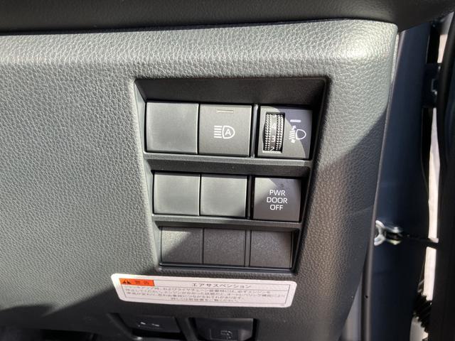 ヴォクシー Ｓ－Ｇ　タイプＩＩ　サードシート付　車検２年付　福祉装置点検済　車いす１名＋４名乗車トヨタセーフティセンス　両側パワースライドドア　ユニバーサルステップ付　全国１年保証付き　修復歴無（31枚目）