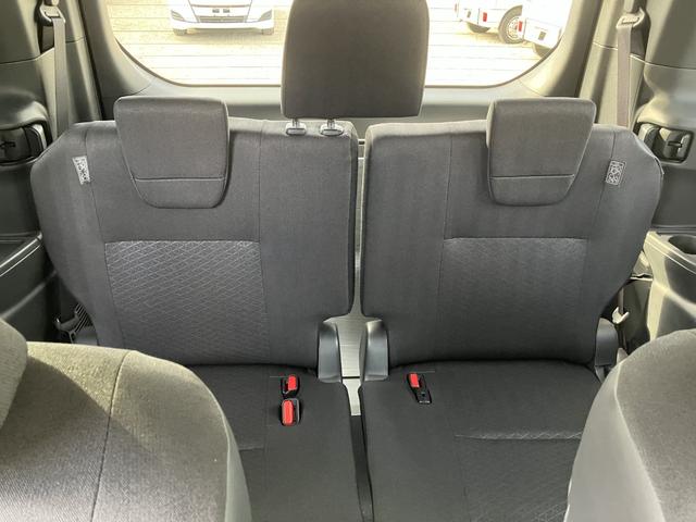 ヴォクシー Ｓ－Ｇ　タイプＩＩ　サードシート付　車検２年付　福祉装置点検済　車いす１名＋４名乗車トヨタセーフティセンス　両側パワースライドドア　ユニバーサルステップ付　全国１年保証付き　修復歴無（56枚目）