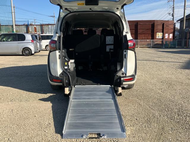 シエンタ Ｇ　スロープタイプ３　助手席側セカンドシート付　車検２年付　後退防止装置　福祉装置点検済　車いす１名＋３名乗車　通常５名乗車　両側パワスラ　ＥＴＣ　全国対応１年保証付　修復歴無（11枚目）