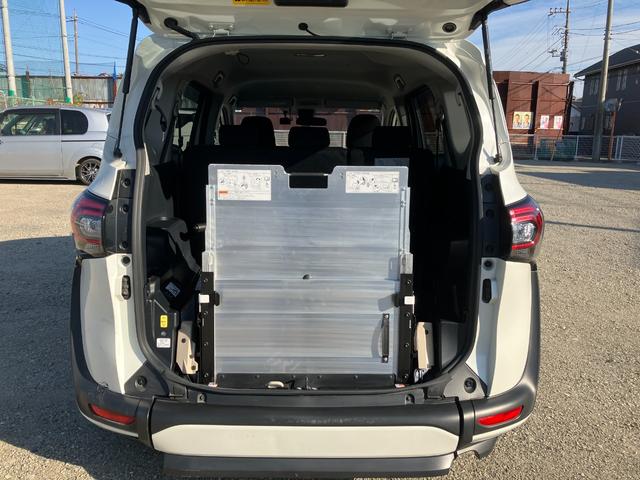 シエンタ Ｇ　スロープタイプ３　助手席側セカンドシート付　車検２年付　後退防止装置　福祉装置点検済　車いす１名＋３名乗車　通常５名乗車　両側パワスラ　ＥＴＣ　全国対応１年保証付　修復歴無（13枚目）