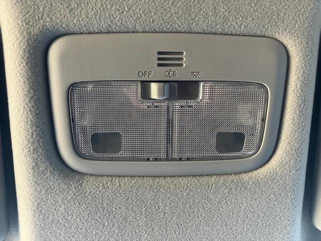 シエンタ Ｇ　スロープタイプ３　助手席側セカンドシート付　車検２年付　後退防止装置　福祉装置点検済　車いす１名＋３名乗車　通常５名乗車　両側パワスラ　ＥＴＣ　全国対応１年保証付　修復歴無（39枚目）