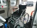 チェアキャブ　スロープタイプ　車検２年付　福祉装置点検済　車いす１名＋３名乗車　通常４名乗車　リモコン式電動ウィンチ　社外ナビ　　エマージェンシーブレーキ　プッシュエンジンスタート　全国対応１年保証付き　修復歴無し（18枚目）