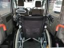 チェアキャブ　スロープタイプ　車検２年付　福祉装置点検済　車いす１名＋３名乗車　通常４名乗車　リモコン式電動ウィンチ　社外ナビ　　エマージェンシーブレーキ　プッシュエンジンスタート　全国対応１年保証付き　修復歴無し（21枚目）