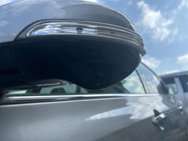 ティアナ ２５０ＸＶ　ドライブレコーダー　ＥＴＣ　バックカメラ　ナビ　アルミホイール　ＨＩＤ　ＣＶＴ　スマートキー　電動格納ミラー　盗難防止システム　パワーシート　オットマン　ＣＤ　ＤＶＤ再生　ＵＳＢ　衝突安全ボディ（30枚目）