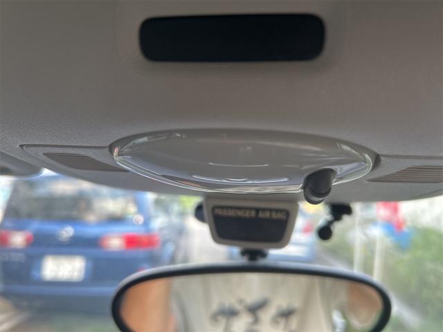 スマートフォーツークーペ 　バックカメラ　ＡＴ　キーレスエントリー　アルミホイール　盗難防止システム　ＡＢＳ　ＣＤ　エアコン　パワーステアリング　パワーウィンドウ（8枚目）