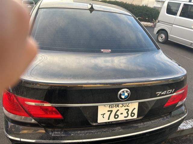 ７シリーズ ７４０ｉ　ドライブレコーダー　ＥＴＣ　クリアランスソナー　オートクルーズコントロール　ナビ　アルミホイール　ＨＩＤ　サンルーフ　ＡＴ　キーレスエントリー　盗難防止システム　パワーシート　ＣＤ　ＭＤ（17枚目）