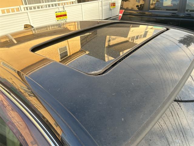 ７シリーズ ７４０ｉ　ドライブレコーダー　ＥＴＣ　クリアランスソナー　オートクルーズコントロール　ナビ　アルミホイール　ＨＩＤ　サンルーフ　ＡＴ　キーレスエントリー　盗難防止システム　パワーシート　ＣＤ　ＭＤ（24枚目）