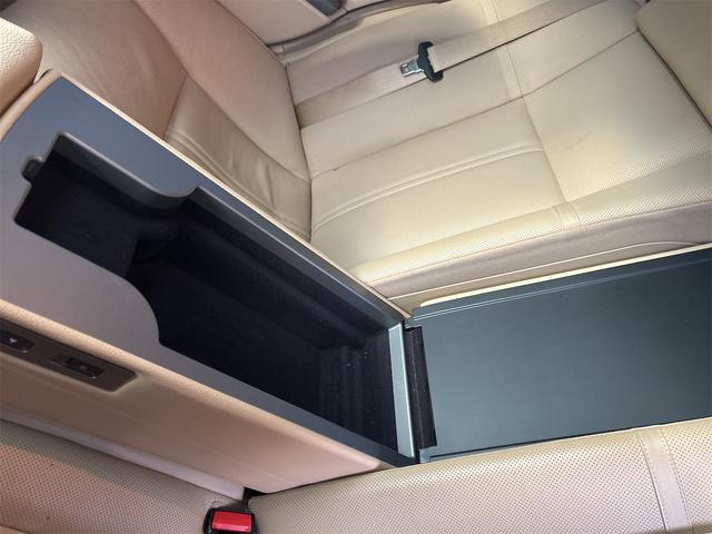 ７シリーズ ７４０ｉ　ドライブレコーダー　ＥＴＣ　クリアランスソナー　オートクルーズコントロール　ナビ　アルミホイール　ＨＩＤ　サンルーフ　ＡＴ　キーレスエントリー　盗難防止システム　パワーシート　ＣＤ　ＭＤ（49枚目）
