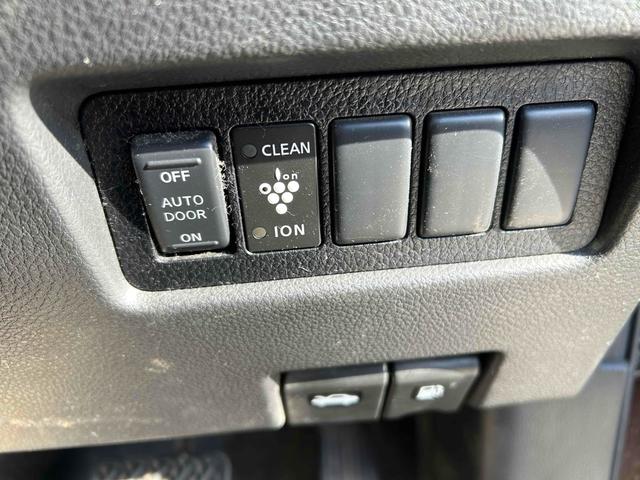 セレナ ハイウェイスター Vセレクション ETC ナビ 両側電動スライドドア HID スマートキー 電動格納ミラー 3列シート CVT アルミホイール 盗難防止システム 衝突安全ボディ ABS エアコン パワーステアリング パワーウィンドウ(6枚目)